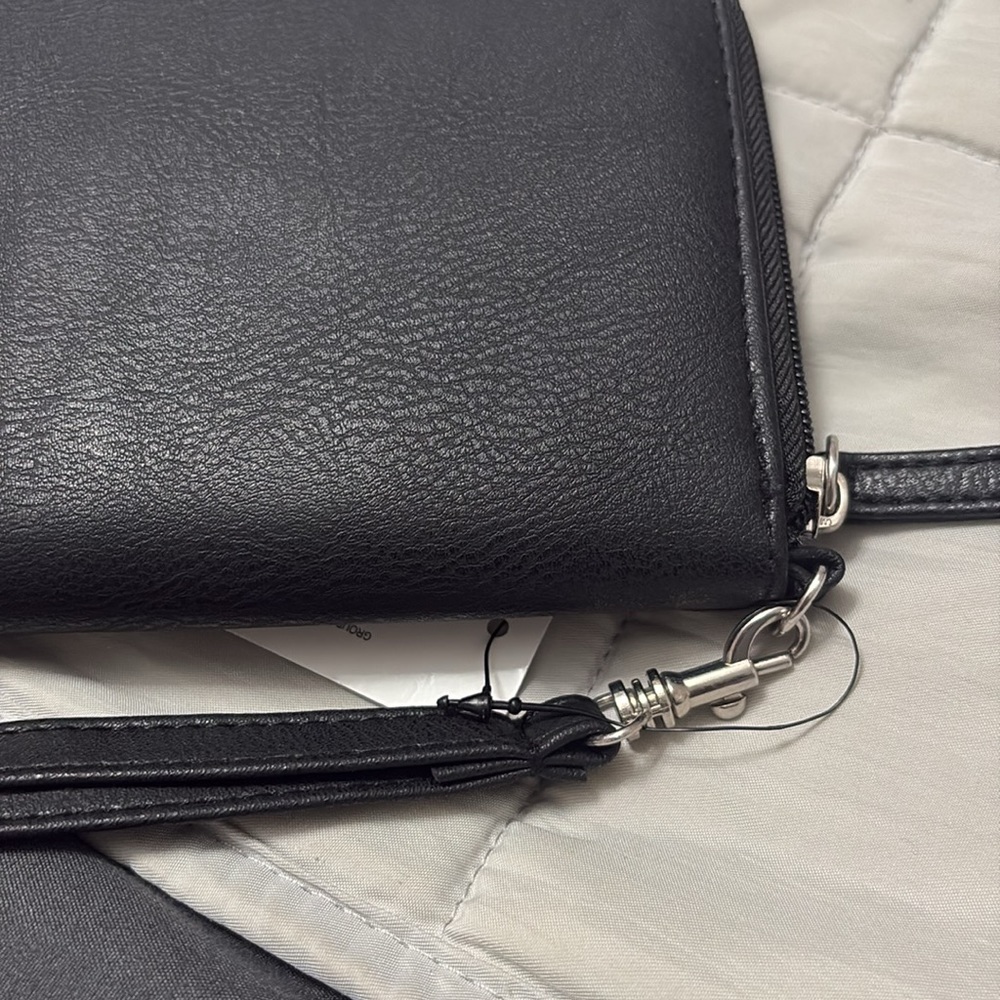 Joe's Jeans Black Women's Clutch Wallet NWT - Picture 6 of 6